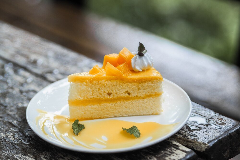 Przepis na idealny tort mango z kremem mascarpone